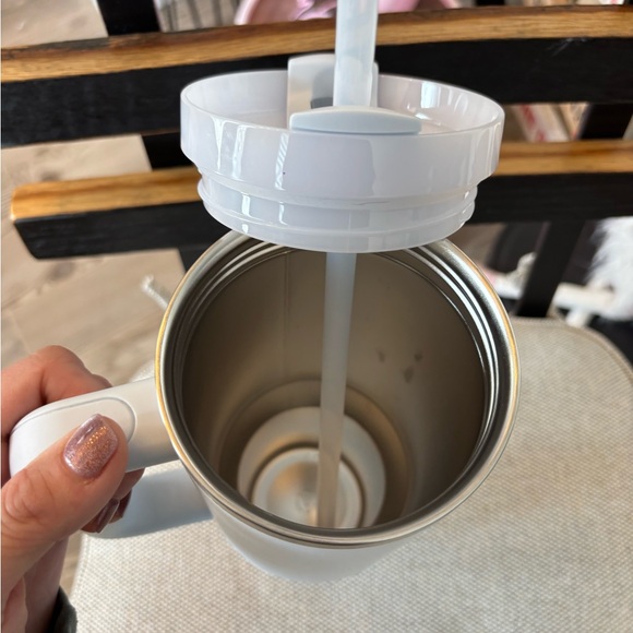 Stanley Navy and White Tumbler Duo - Set of 2 NWT - Picture 12 of 16